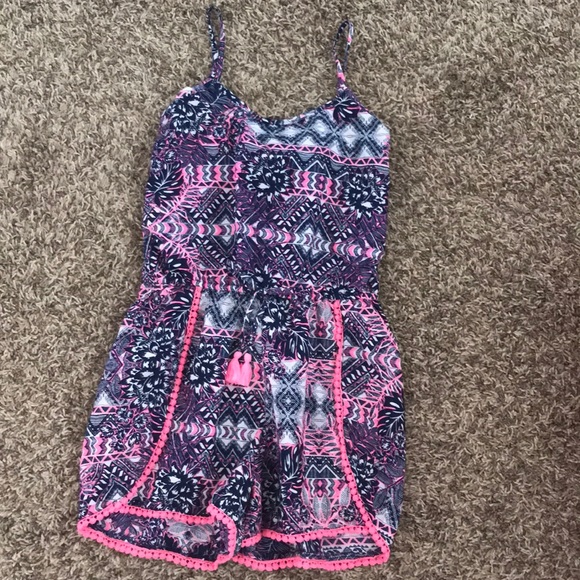 pink and blue pattern romper - Picture 1 of 4